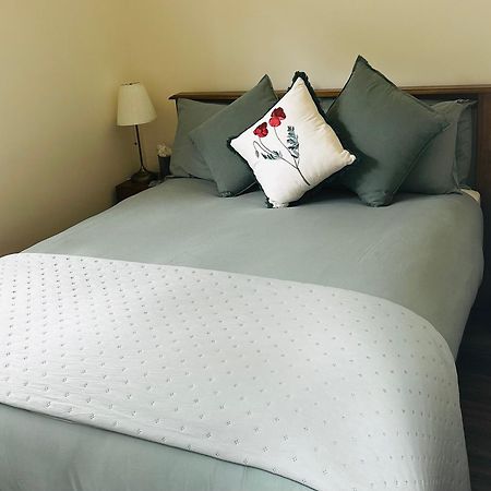 Oranhill Lodge Guesthouse Oranmore Bagian luar foto