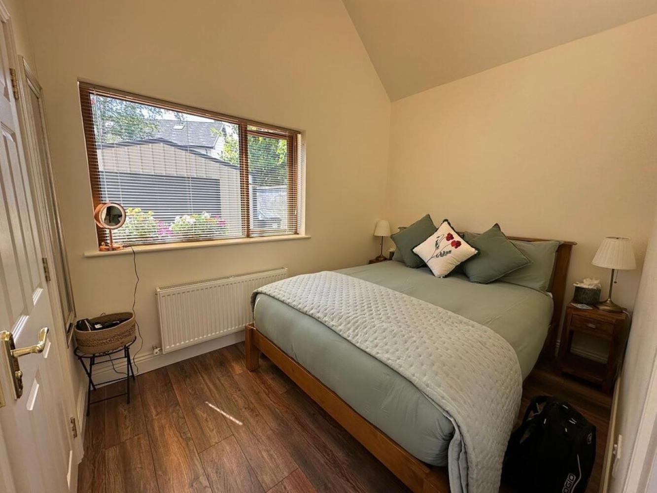 Oranhill Lodge Guesthouse Oranmore Bagian luar foto