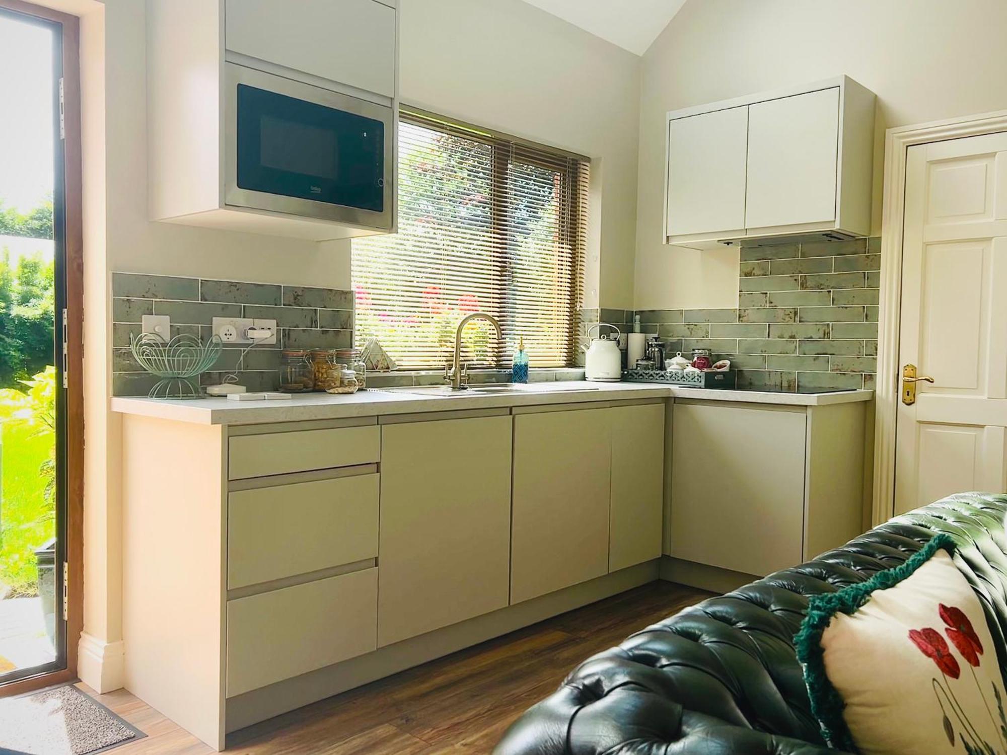 Oranhill Lodge Guesthouse Oranmore Bagian luar foto