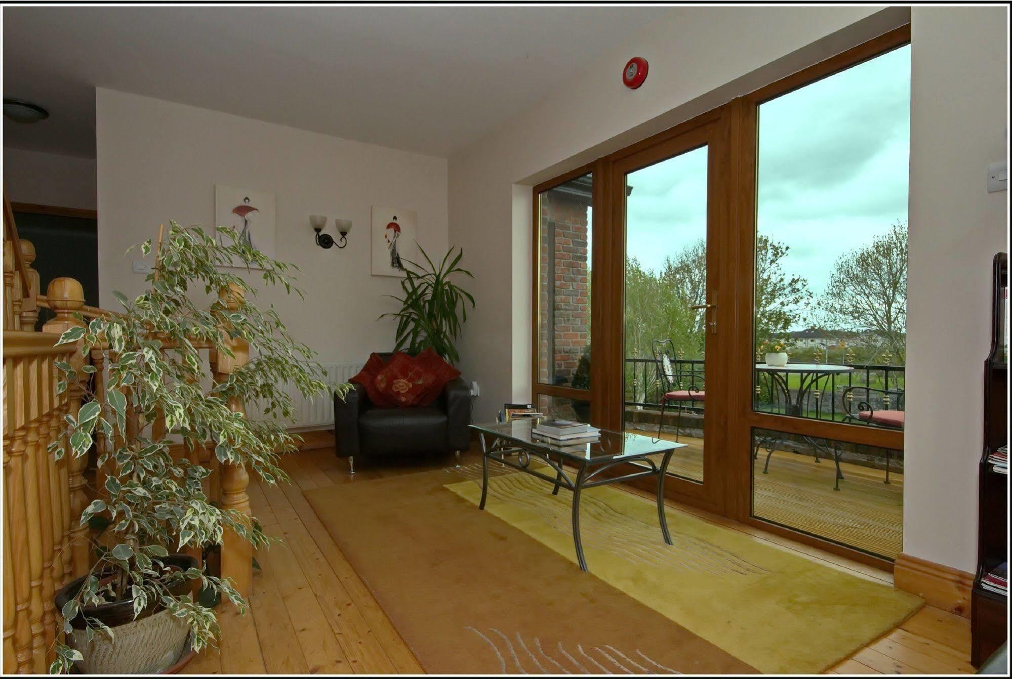 Oranhill Lodge Guesthouse Oranmore Bagian luar foto