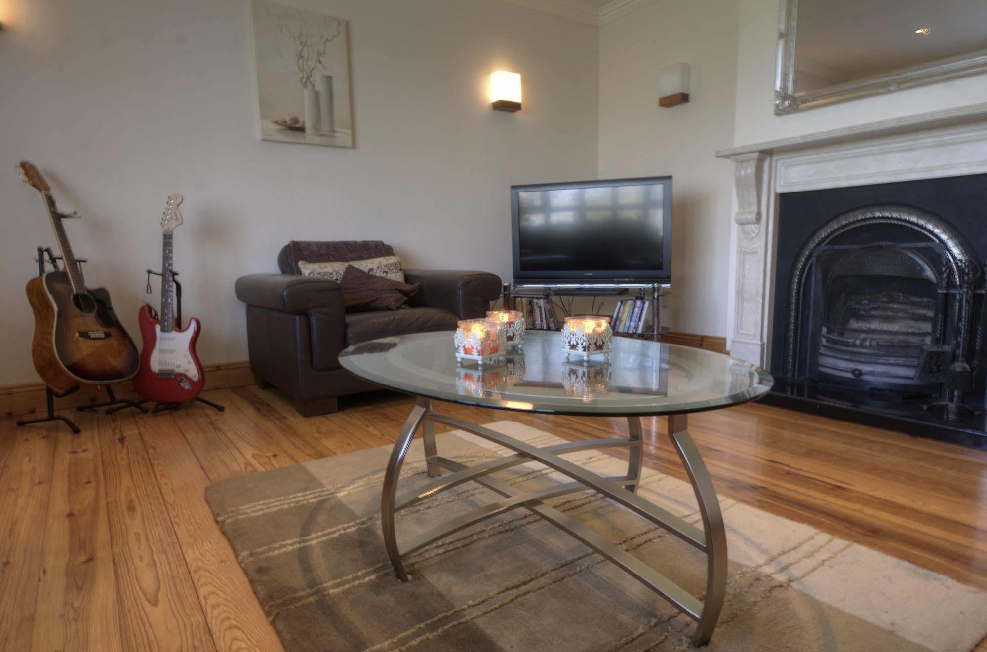 Oranhill Lodge Guesthouse Oranmore Bagian luar foto